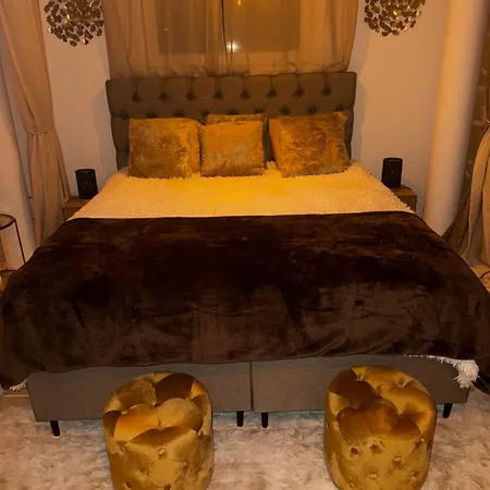D'hote Bed & Breakfast *